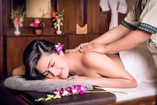aroma massage in Muscat